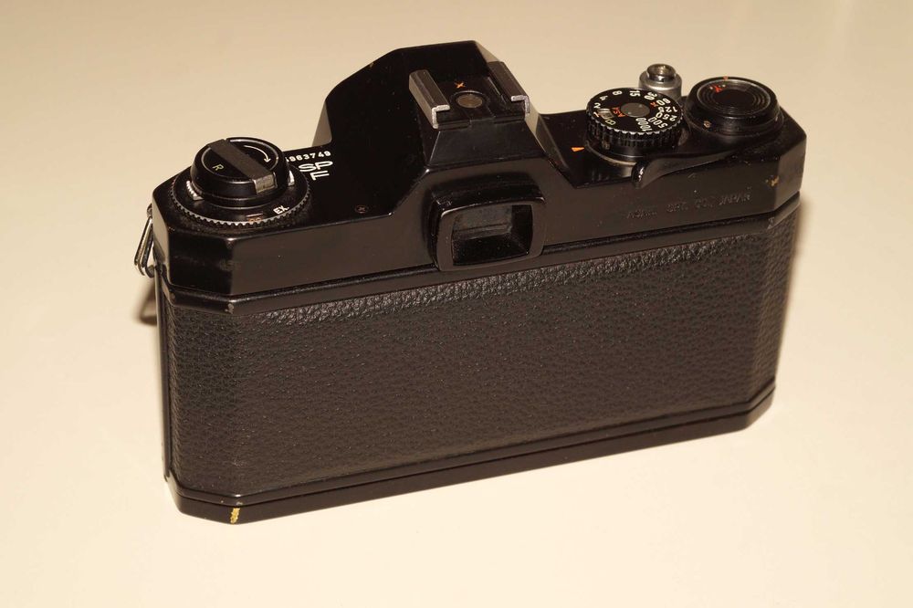 Pentax Spotmatic F + 55mm f/1.8 Takumar