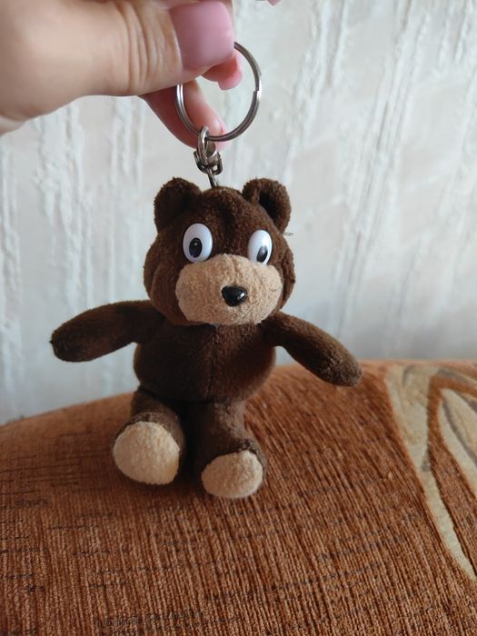 Breloczek miś do kluczy.