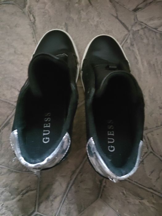 Buty firmy Guess