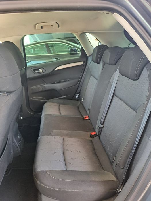 Citroen C4 1.6 eHDI — photo 5