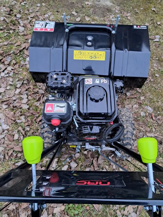 Zamiatarka  odśniezarka