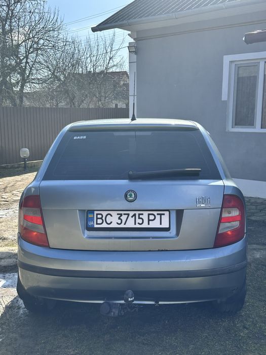Автомобіль шкода