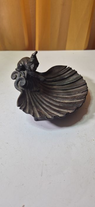 Zabytkowa przedwojenna mydelniczka brąz E. G. ZIMMERMANN Hanau XIX w.