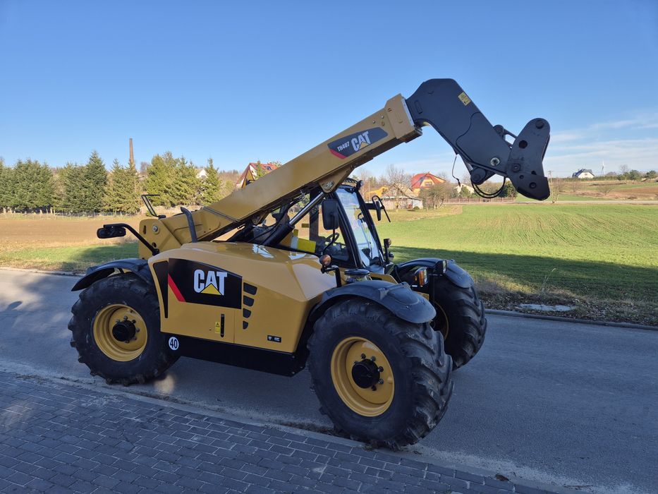 Ładowarka Teleskopowa Caterpillar CAT TH407 4 tony 7 m 09r stan bdb