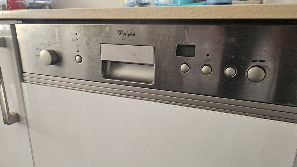 Maquina de lavar loiça whirlpool