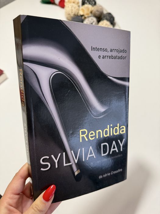 Livro rendida Sylvia day