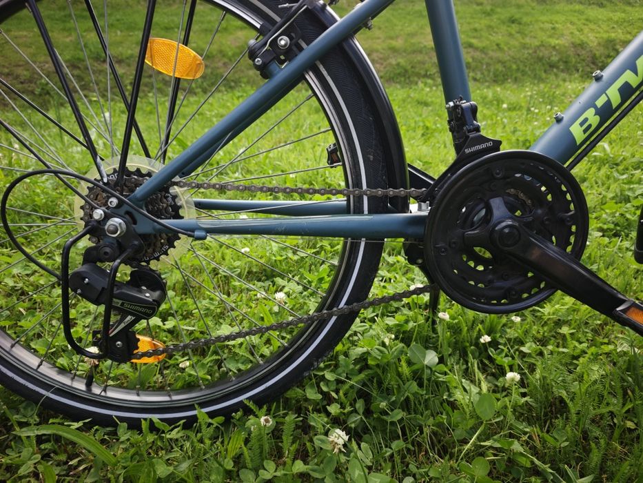 Rower trekkingowy B'Twin Rockrider z kołami 24-calowymi made in italy