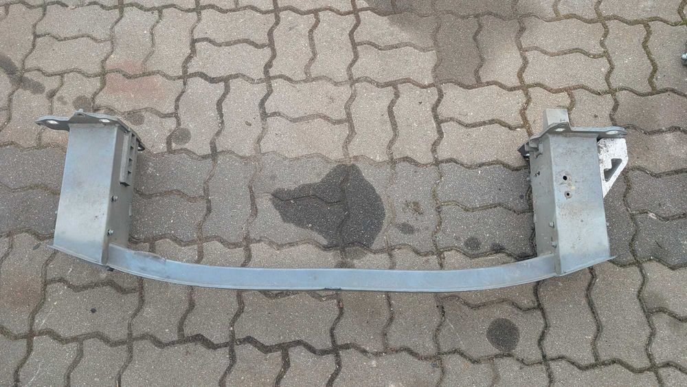 Volvo XC40 belka przednia czołowa 32377472