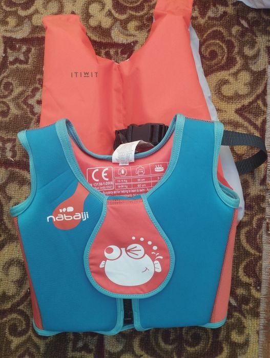 Дитячий рятувальний жилет