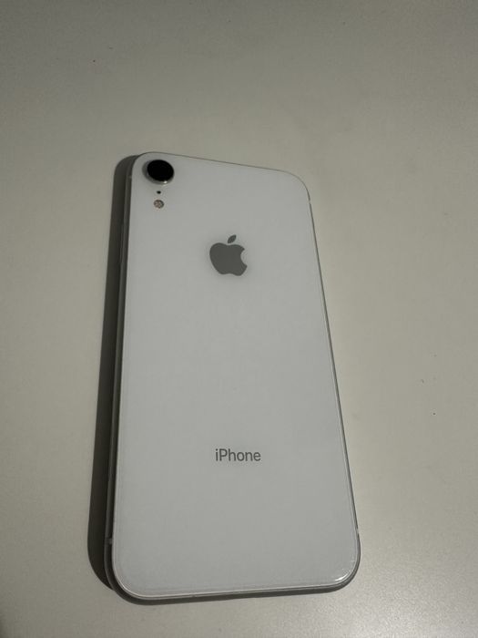 Apple iPhone XR