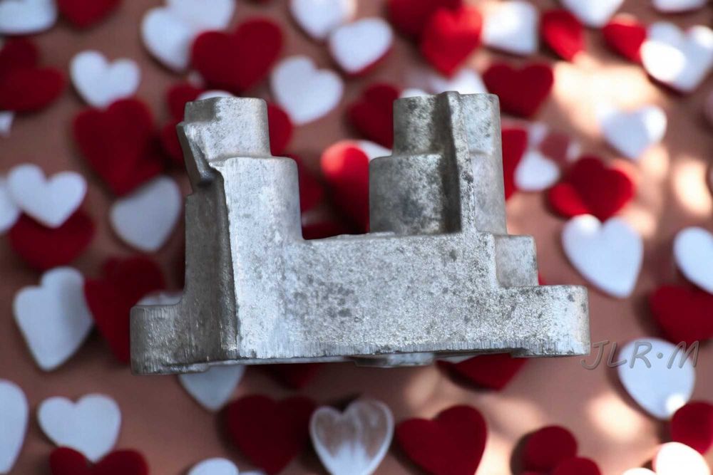 Łapa, wspornik silnika Range Rover Evoque L551 2.0D OE K8D2-5K291-AB