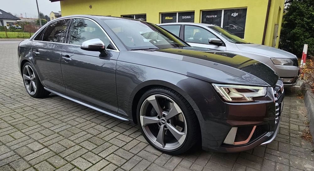 Audi S4 Limousine Audi S4 B9 3.0TFSI Bezwypadkowa