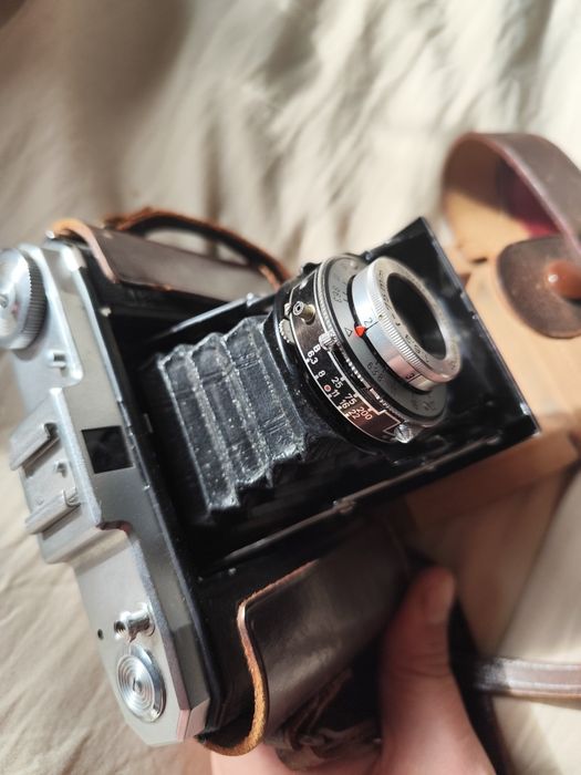 Câmara medio formato zeiss ikon nettar 517/16