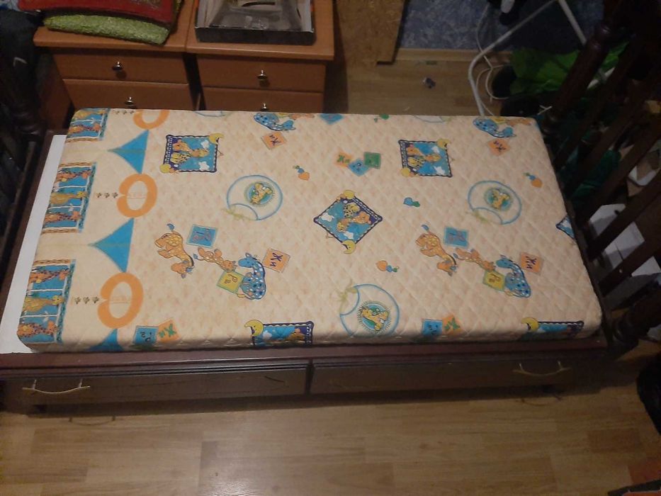 Продам дитячу кроватку
