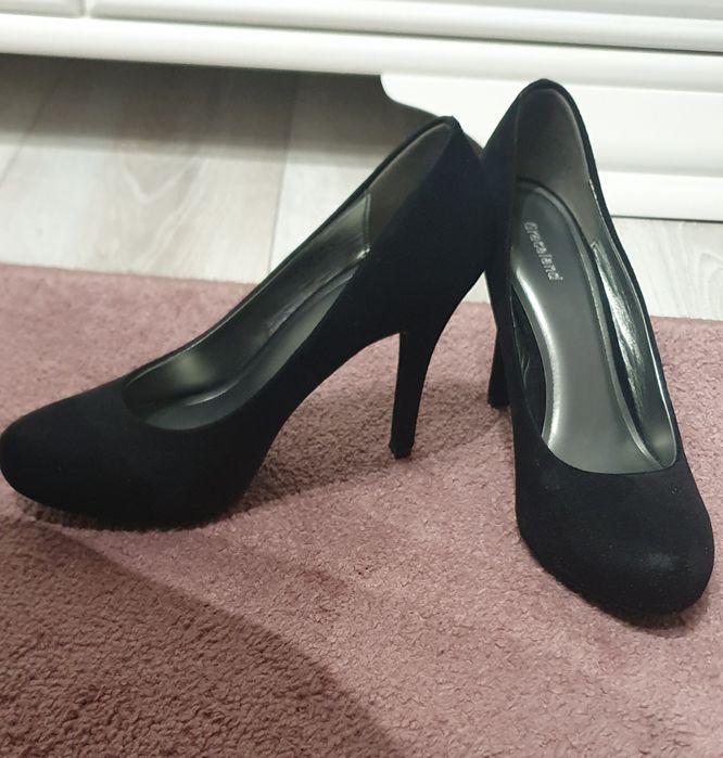 Buty na obcasie 39