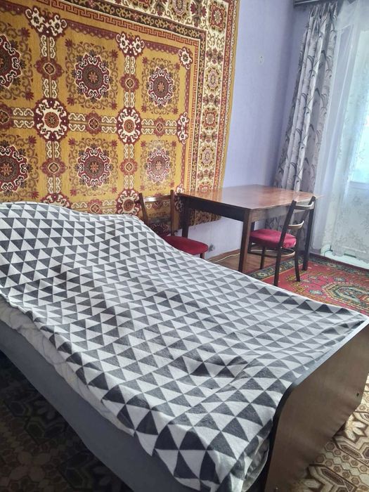 Здам 1 кімнатну квартиру в центрі Узина