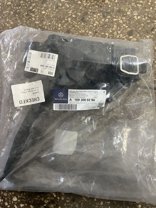Продам педаль газа Мерседес