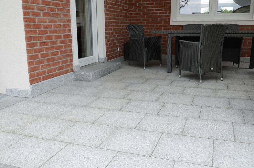 Płytki Szary Granit Płomień 60x60x2 Granitowe Płyty Taras jak Strzegom