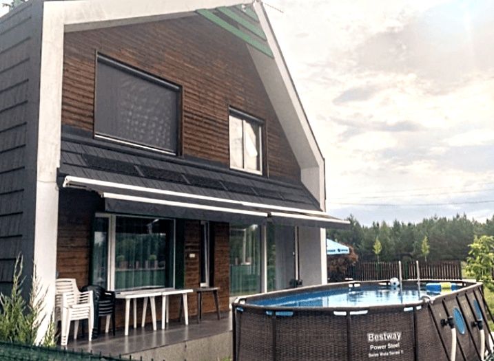 #230 А Двоповерховий будинок біля лісу подобово