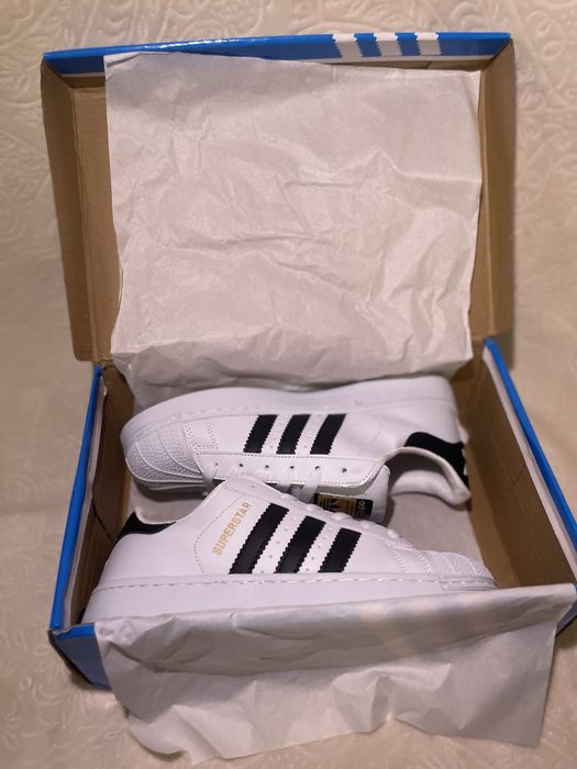 Adidas Superstar