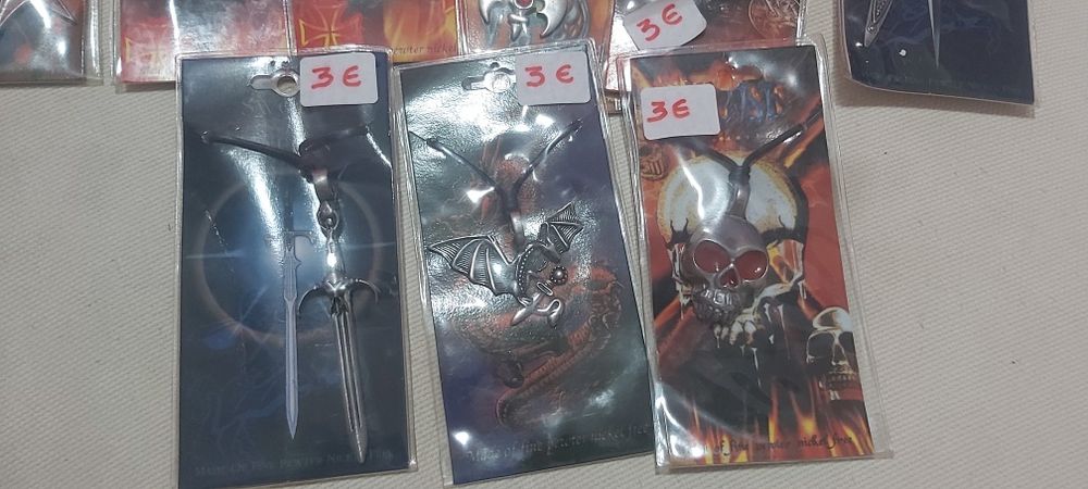 Varios Colares novos