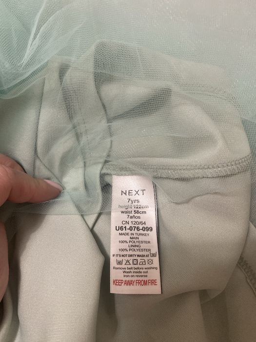 Сукня next  (плаття) 7 -8 років