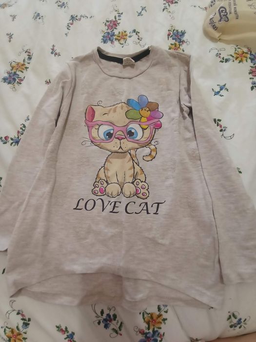 Кофтинки на дівчаток на 1 клас