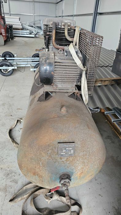 Compressor A trabalhar beml