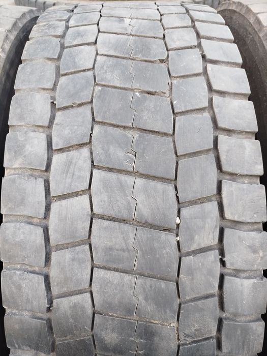 Шини BRIDGESTONE 315/70 R22.5
