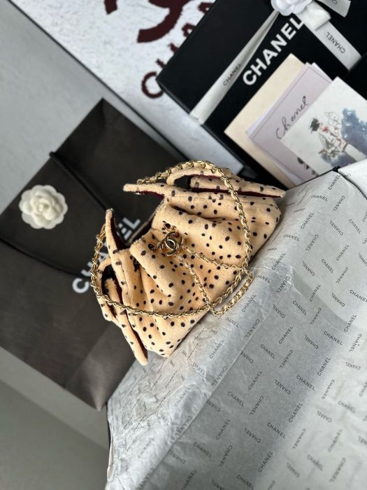 Chanel сумка плями леопард