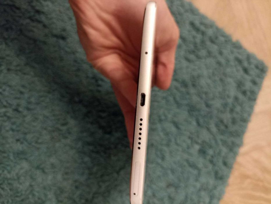 Планшет Huawei MediaPad m3