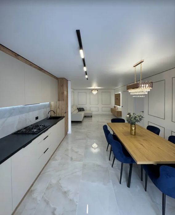 Продаж 3к квартири 102 кв. м на вул. Львівська