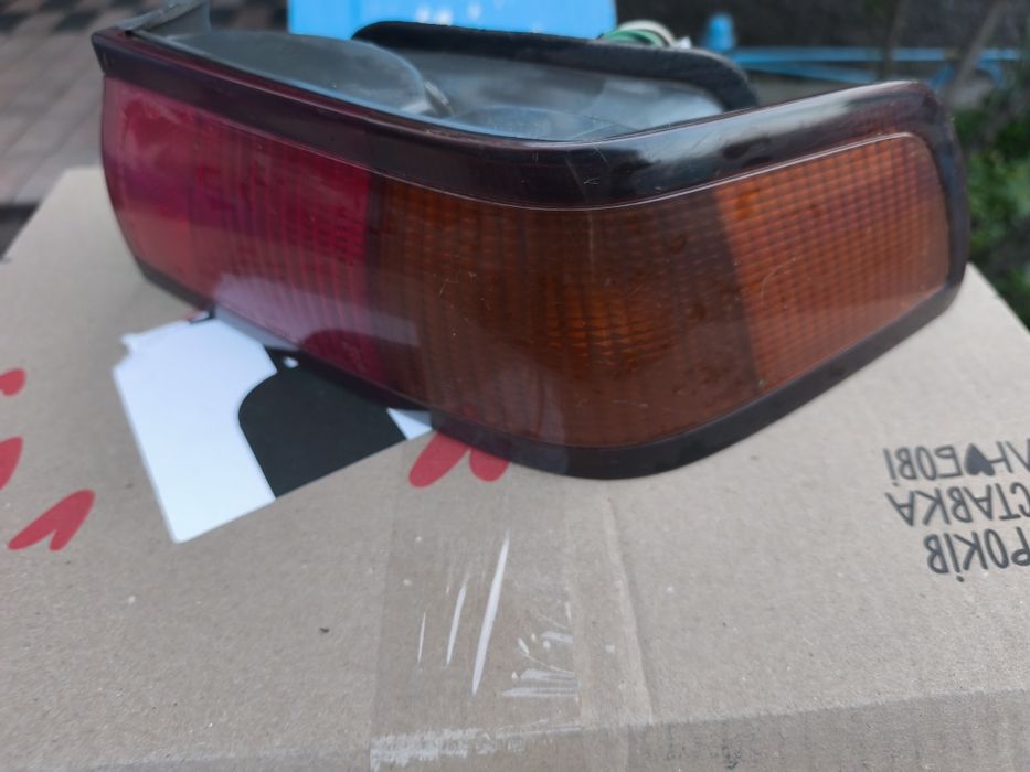Camry xv20 правий поворотнік (повторювач)