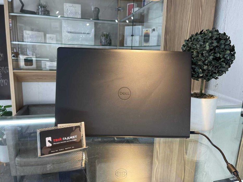 Dell Vostro 15 i5 8/256 ГБ | Стан 4,7/5 | Гарантія | Магазин