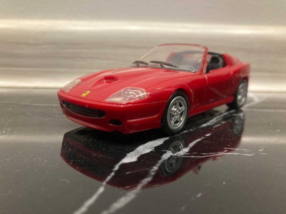 Ferrari Superamerica Shell V-Power Samochodzik z naciągiem replika ...
