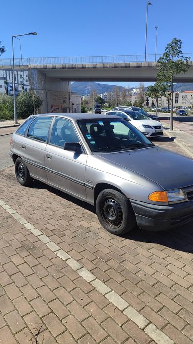 Opel Astra 1.4 i Kat - 1993 à venda!