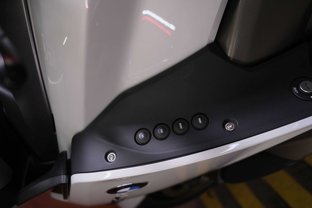 BMW K1600GT із Японії