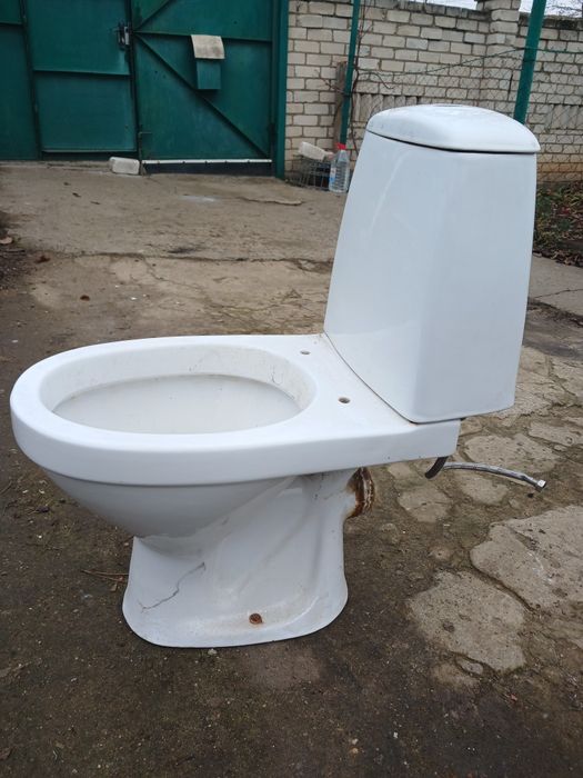Туалет Б/У.           .