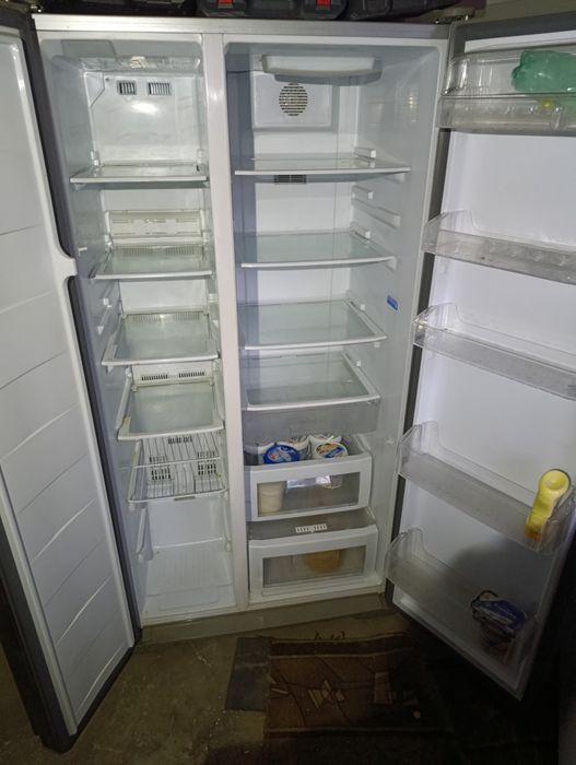 Продам холодильник