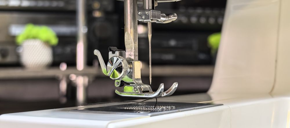 Швейна машинка Victoria 7810