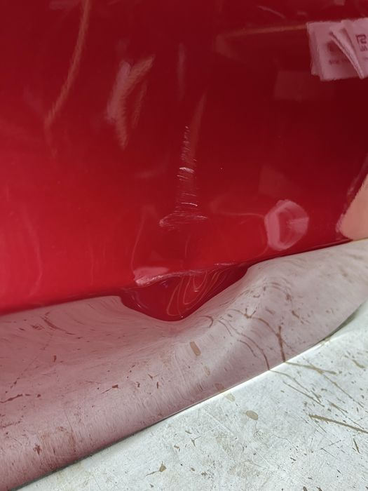 Задні ліві двері Tesla Model 3