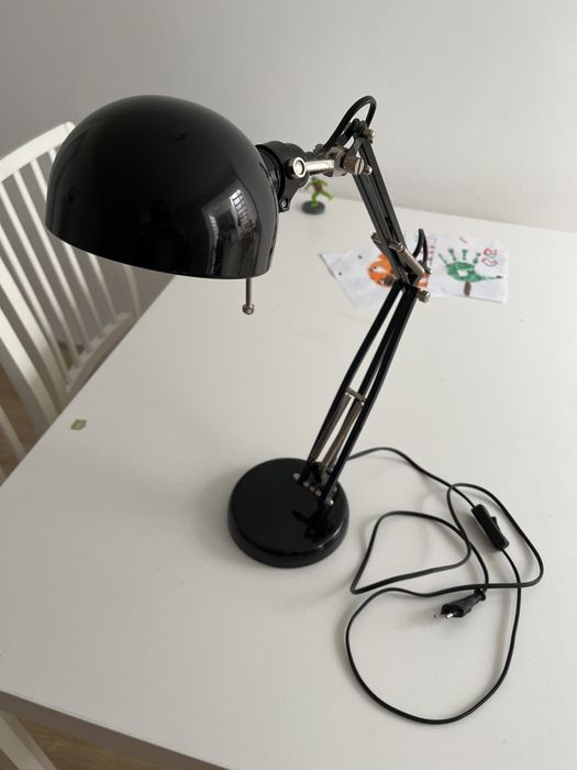 Candeeiro Preto com estado