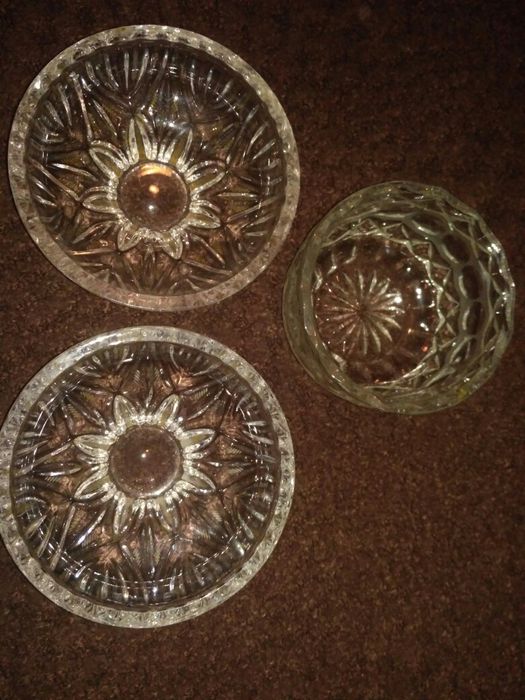 Продам хрустальні салатниці