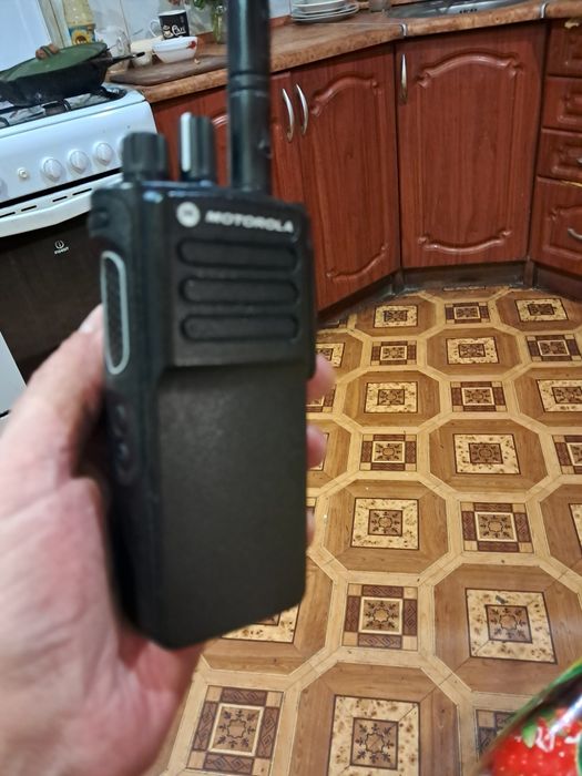 Радиостанция серии  DP 4400Еновая Kenvyd Verfex Ikom