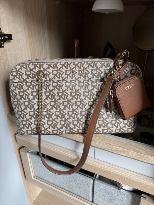 Torebka DKNY monogram