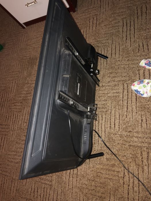 Продам телевизор