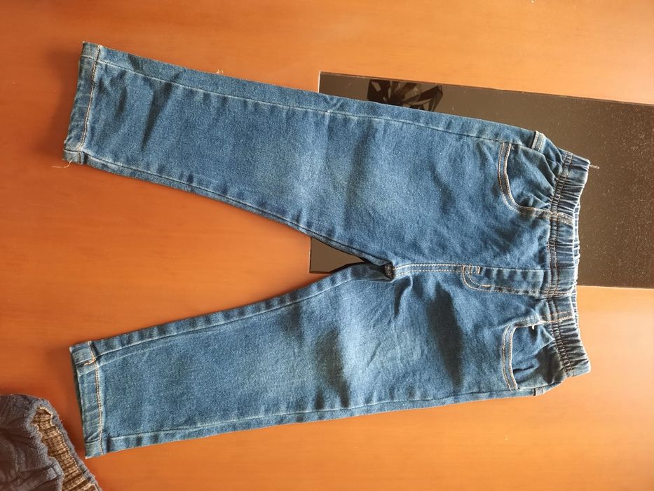 Conjunto de 9 Calças 18 e 24 meses