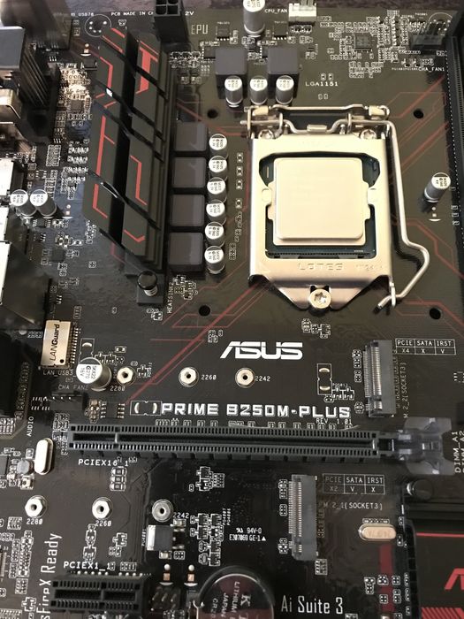 Материнська плата Asus prime b250m-plus/ проц intel core i5 6500 3.2 g