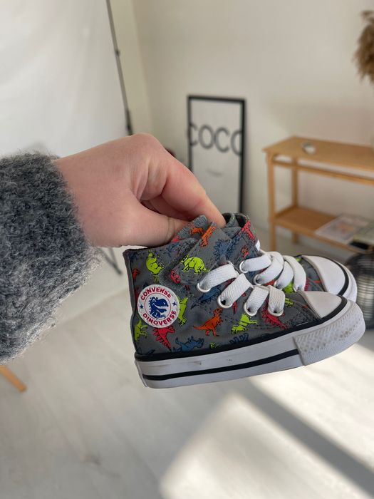 Нові кеди converse