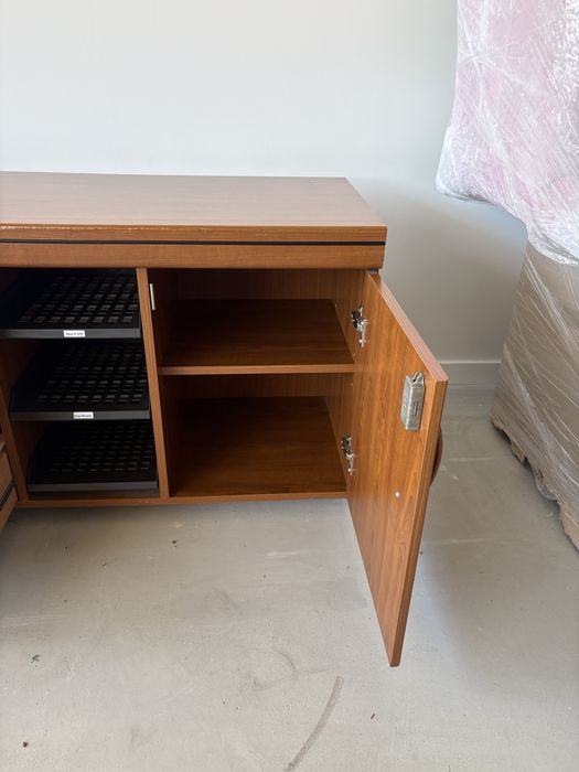 Movel de escritorio de apoio
